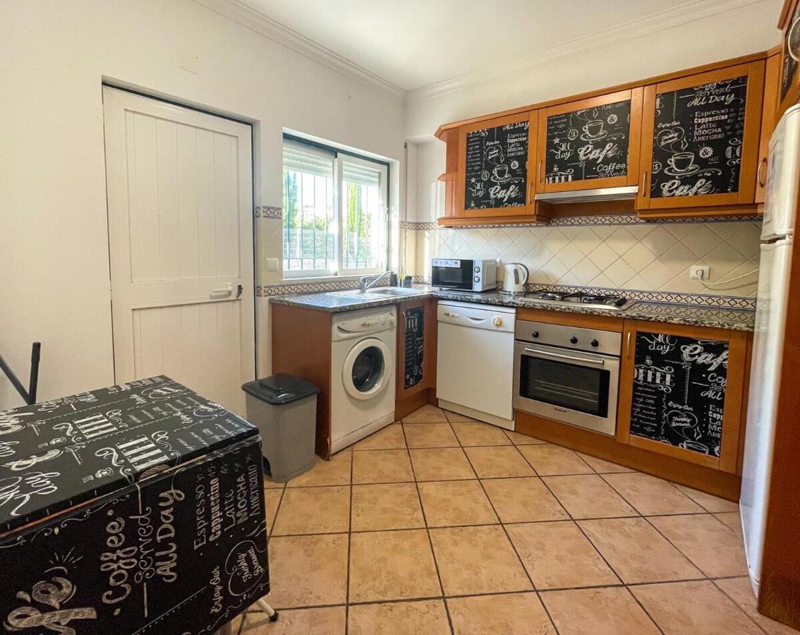 הוילה אלבופיירה Moradia T3 Aguia Marina, Com Piscina E Bbq מראה חיצוני תמונה