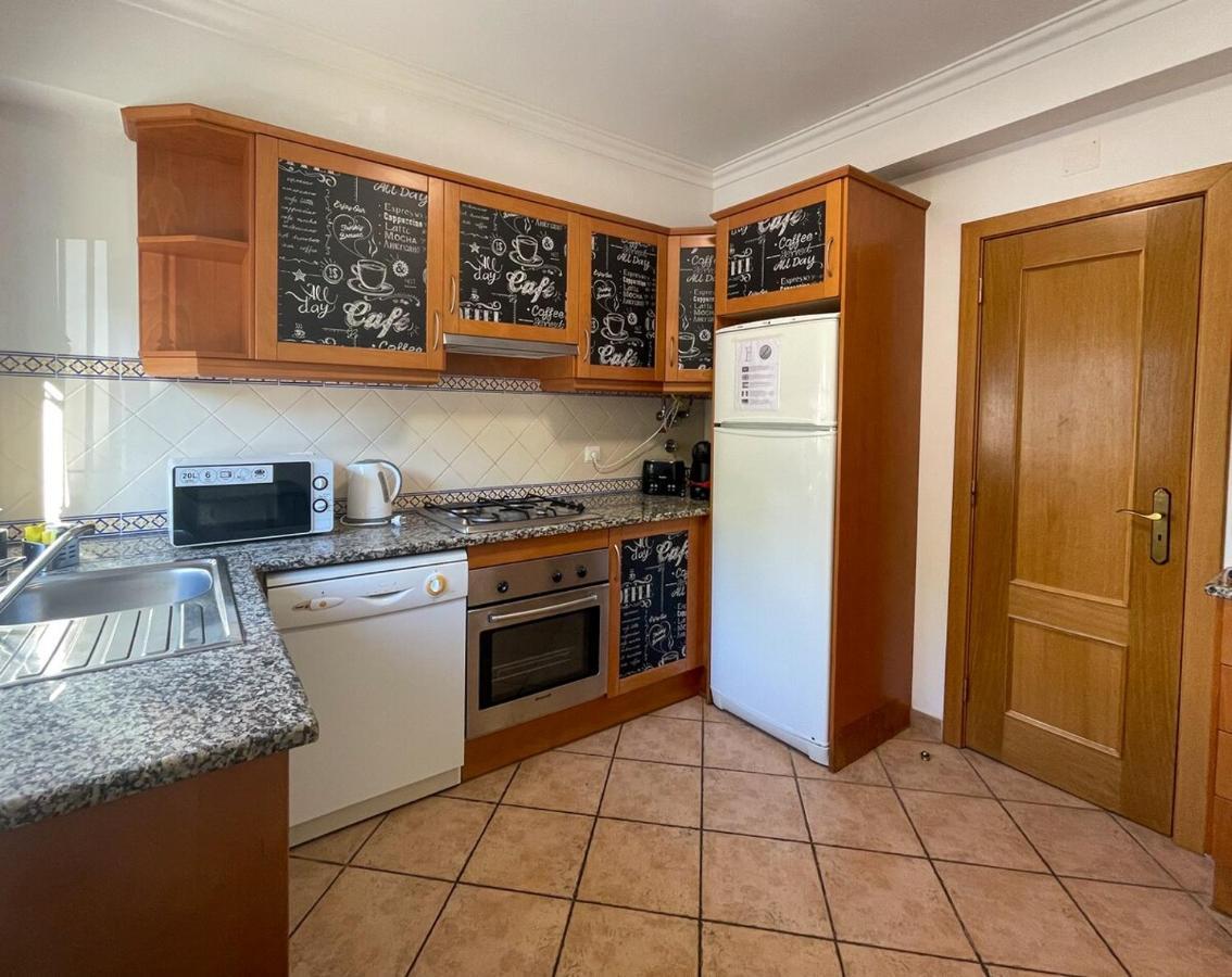 הוילה אלבופיירה Moradia T3 Aguia Marina, Com Piscina E Bbq מראה חיצוני תמונה