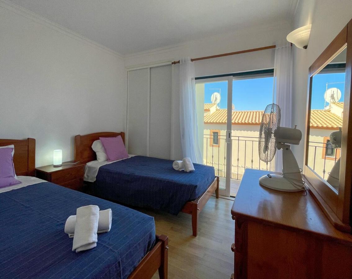 הוילה אלבופיירה Moradia T3 Aguia Marina, Com Piscina E Bbq מראה חיצוני תמונה