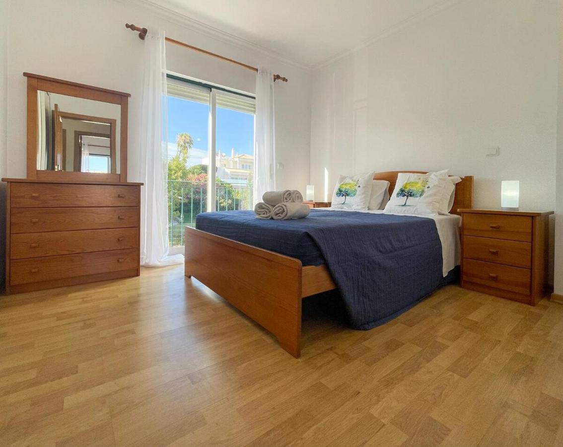 הוילה אלבופיירה Moradia T3 Aguia Marina, Com Piscina E Bbq מראה חיצוני תמונה